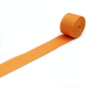 Taśma tkana w kolorze pomarańczowym do toreb i wyrobów technicznych.