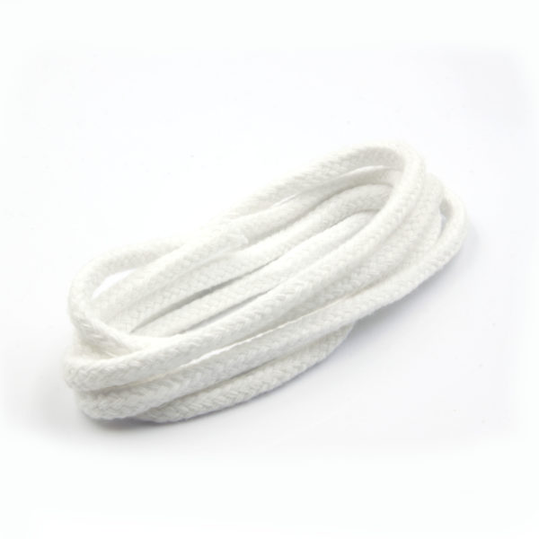 Sznurek pleciony bawełniany okrągły w kolorze białym do odzieży, obuwia i wyrobów ekologicznych.