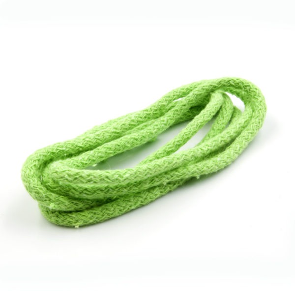 Sznurek bawełniany okrągły w kolorze zielonym do odzieży, obuwia i wyrobów ekologicznych.