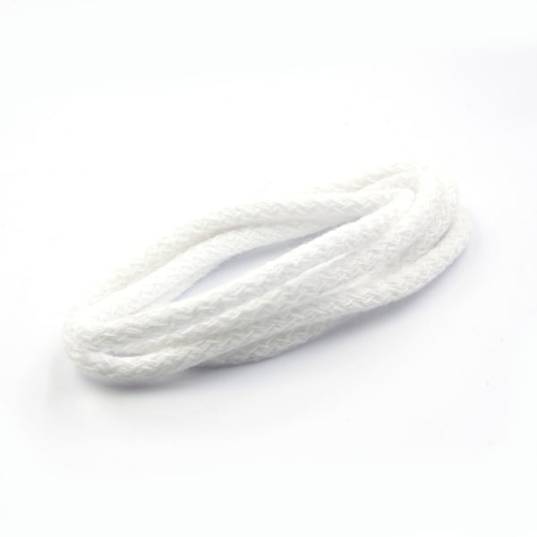 Sznurek bawełniany okrągły w kolorze białym do odzieży, obuwia i wyrobów ekologicznych.